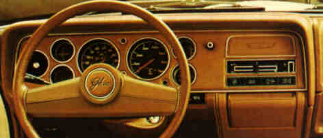 Ford Capri Mk II Ghia - wnętrze