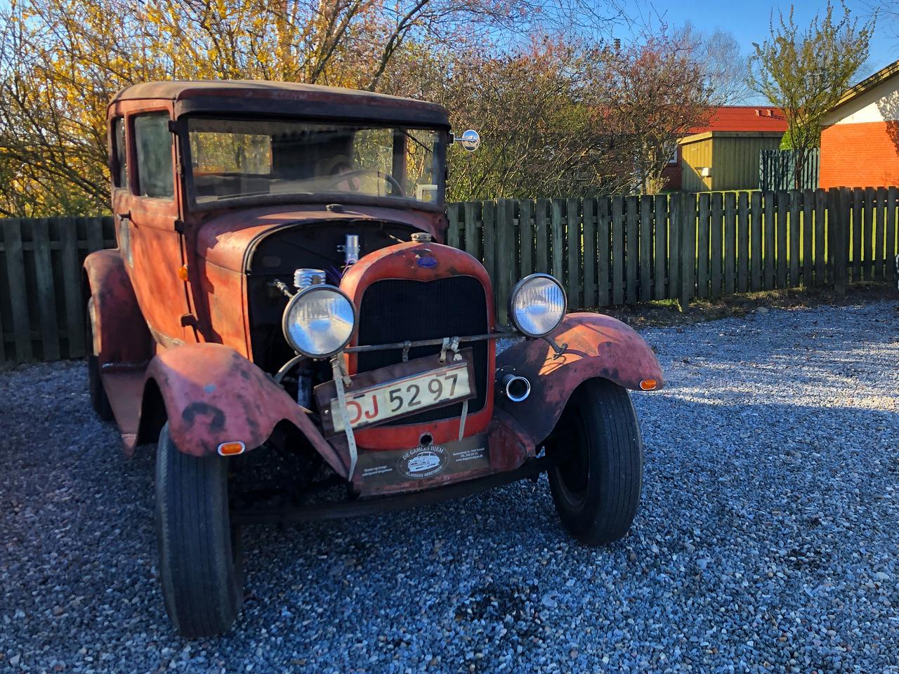 capri.pl Zombie Ford A Sedan 3,2 Litra Fourbanger 1929